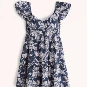 ADORABLE LIKE NEW ABERCROMBIE
